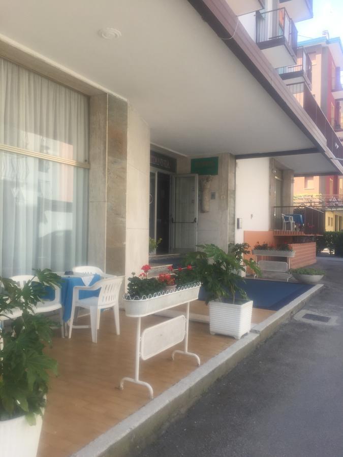 Hotel Britannia Lido di Jesolo Exteriör bild